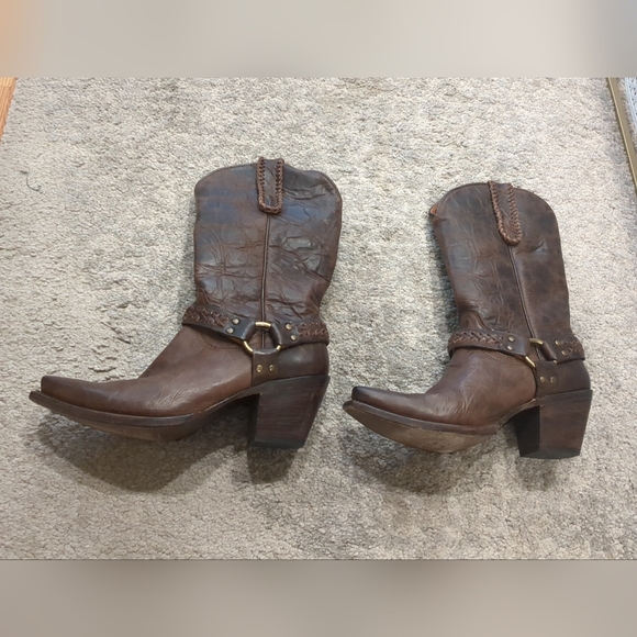 Cleo + Wolf Women's Wynter Western Boot - Snip Toe - BCWFA23L1 6 1/2 M - Picture 1 of 7